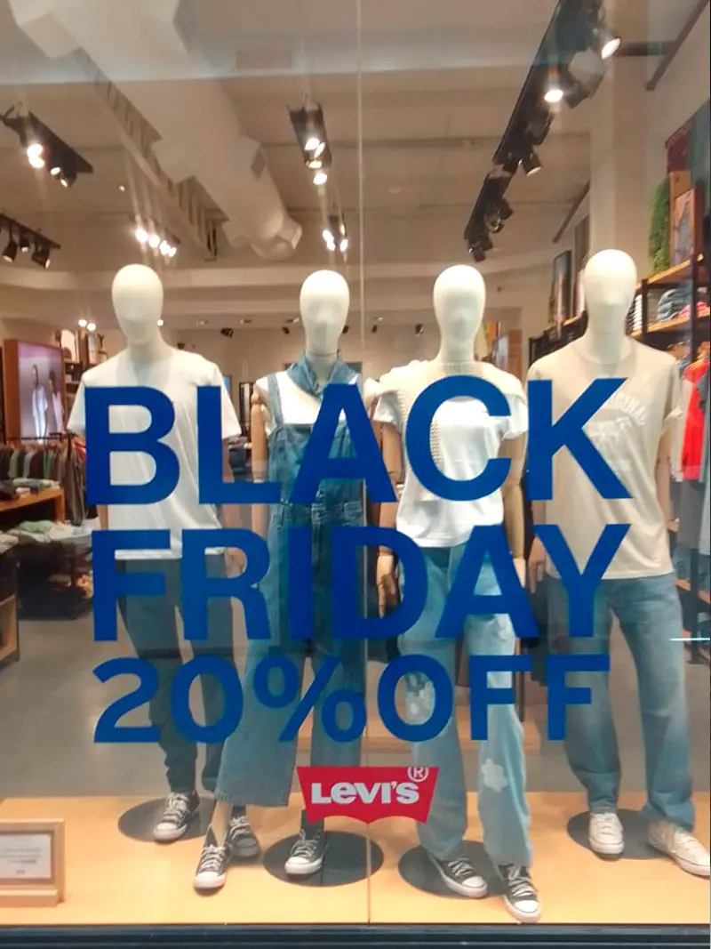 Trabajo / Cliente: Levi's