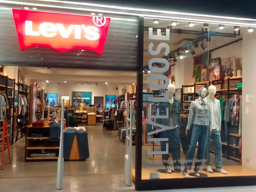Trabajo / Cliente: Levi's