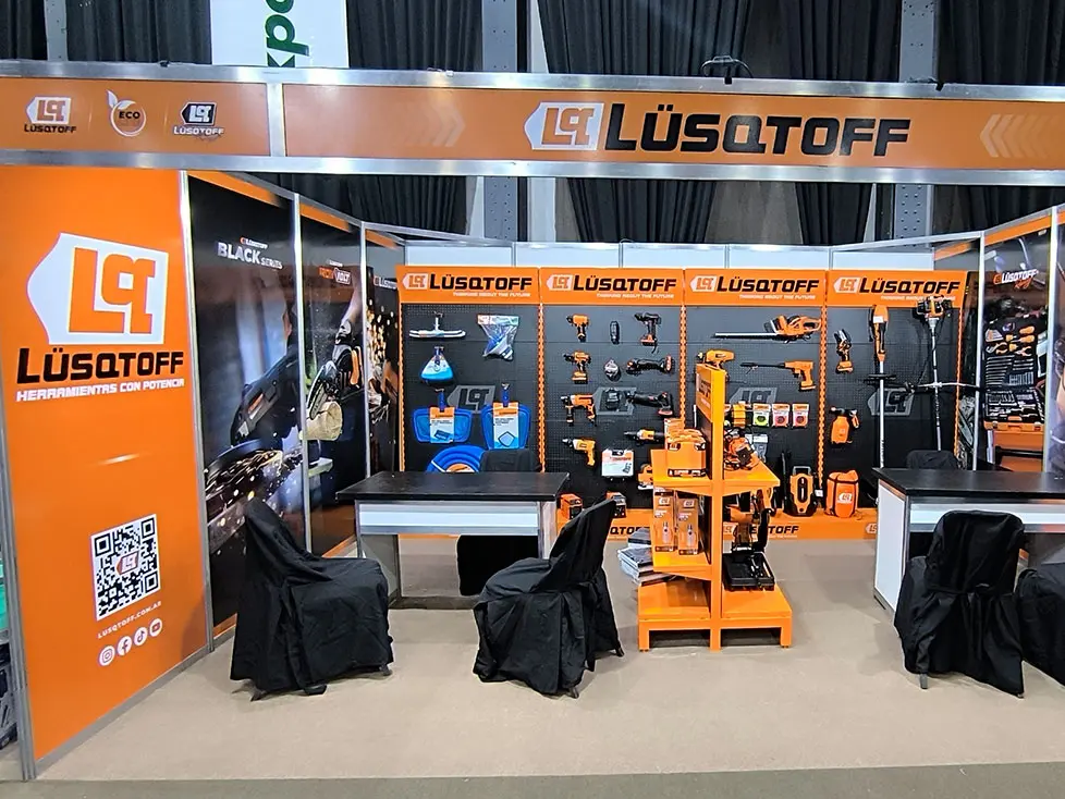 Trabajo / Cliente: Lüsqtoff