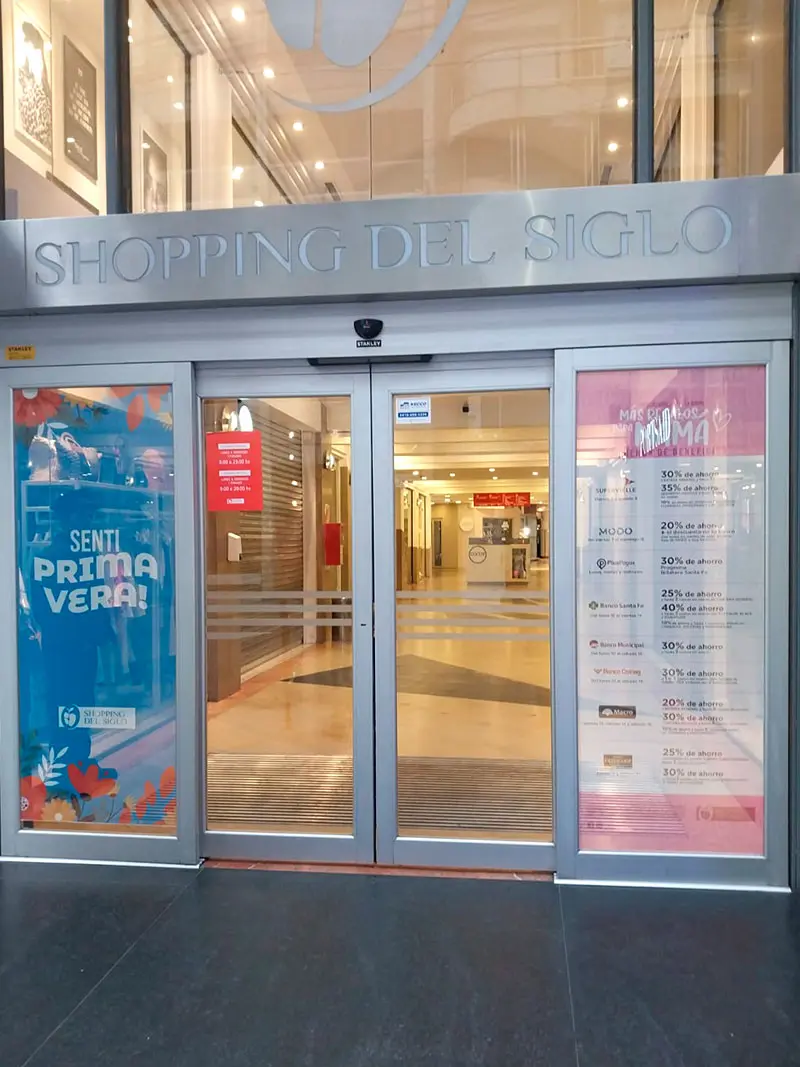 Trabajo / Cliente: Shopping del Siglo